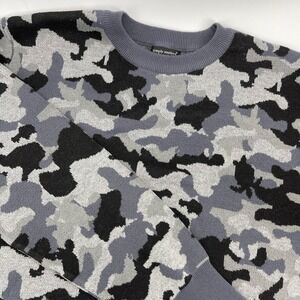 Simply Southern Gray Camo Print Knit Sweater Pullover Crewneck L